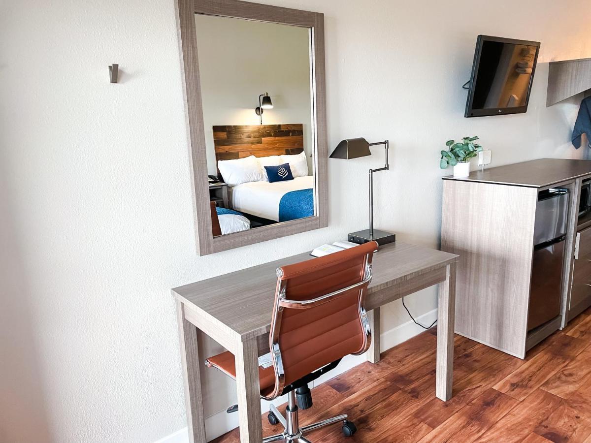 Pinemark Inn Suites Events Saint Clair Екстер'єр фото