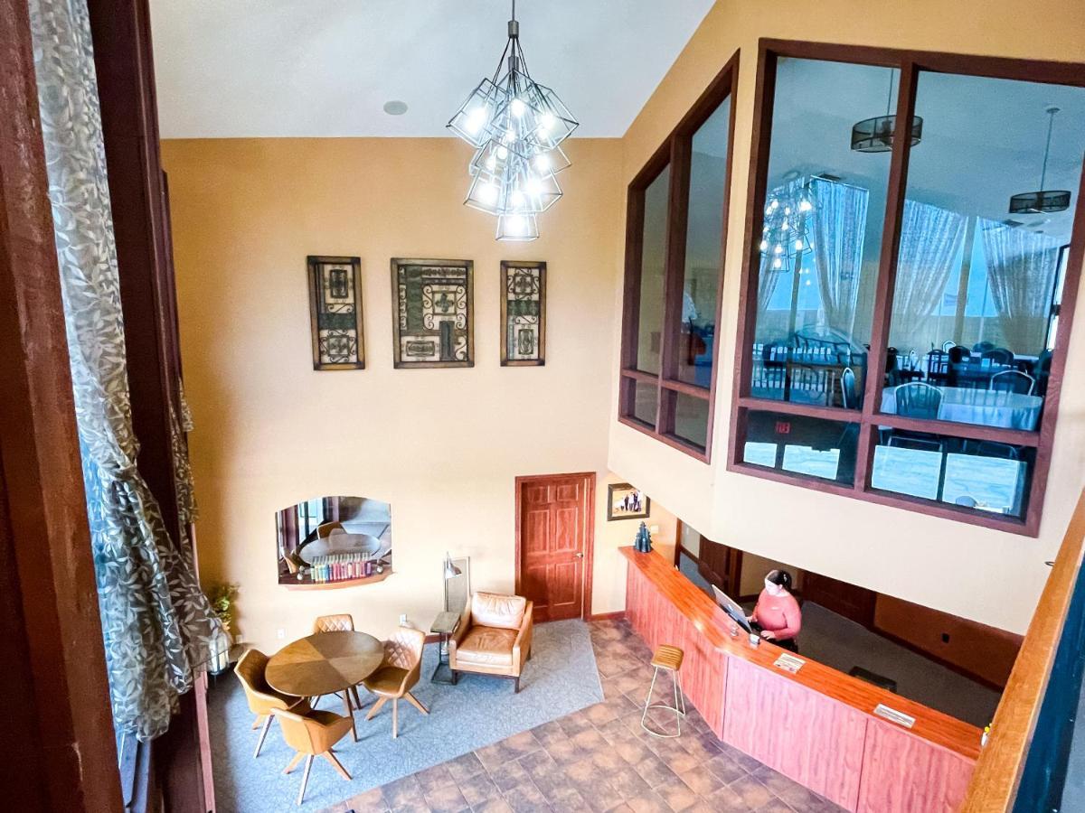 Pinemark Inn Suites Events Saint Clair Екстер'єр фото